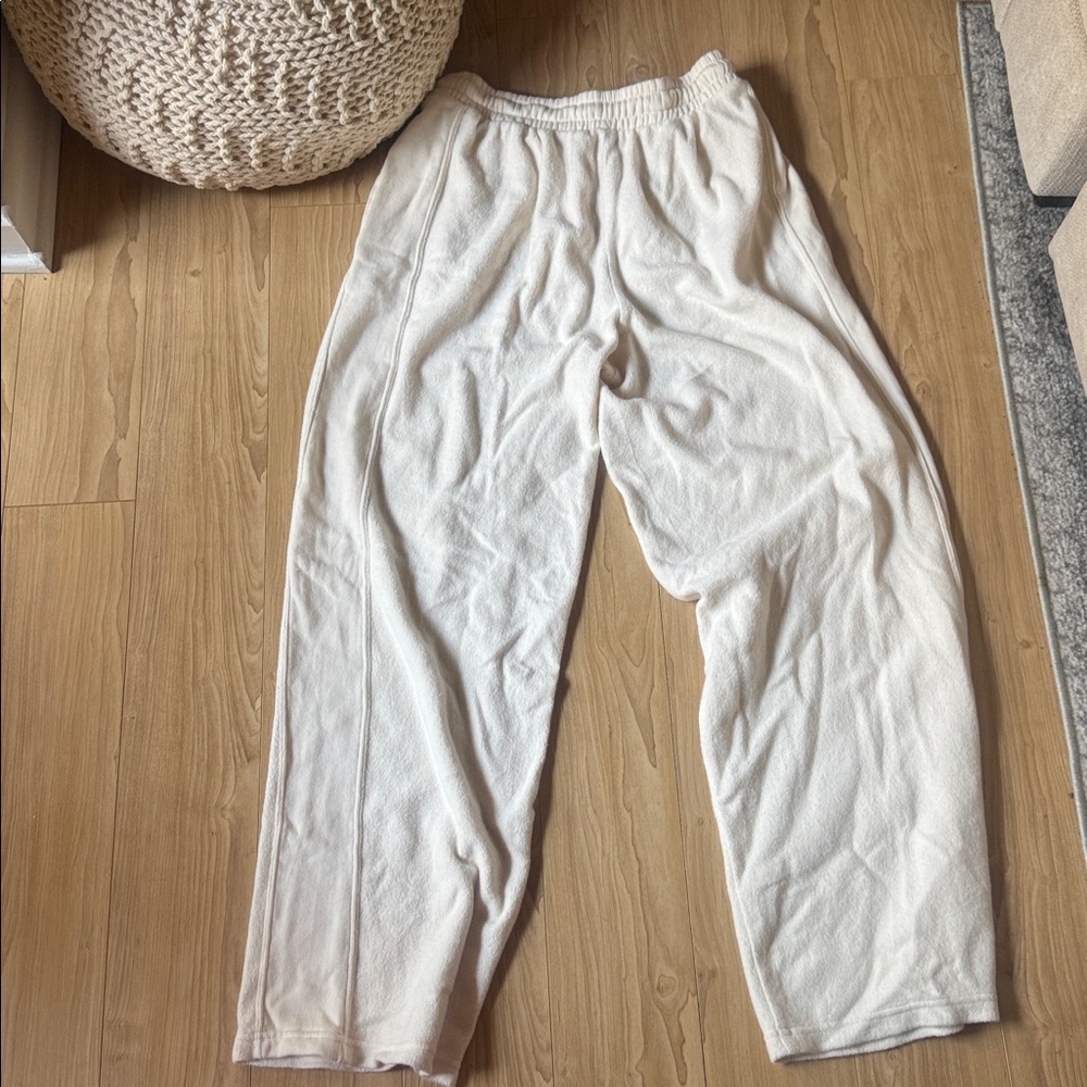 aerie Cream Wide-Leg Cozy Sweatpants - Picture 3 of 3
